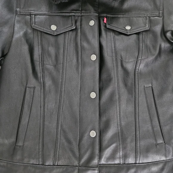 NWT Levi's Faux Leather Tucker Black Jacket Size M Moto Streetwear Retro Utility - Picture 7 of 15